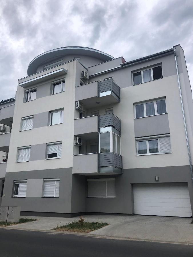 Glamour Apartman Tapolca Exterior photo
